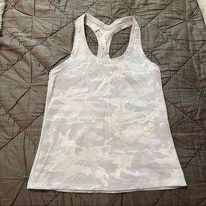 Lululemon tank top